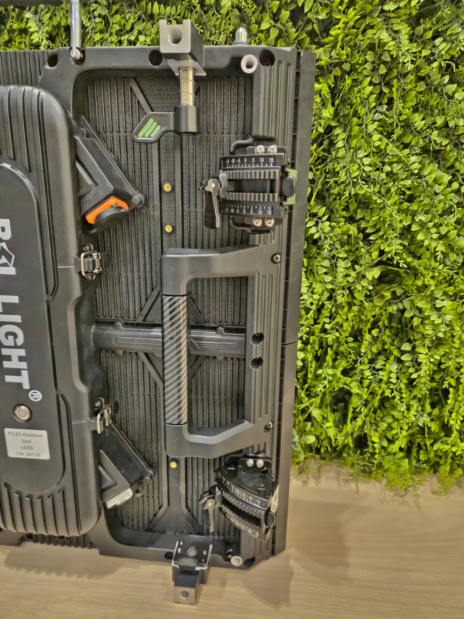 Painel de LED P3.91 Outdoor 3 in 1, foto 2 de 6